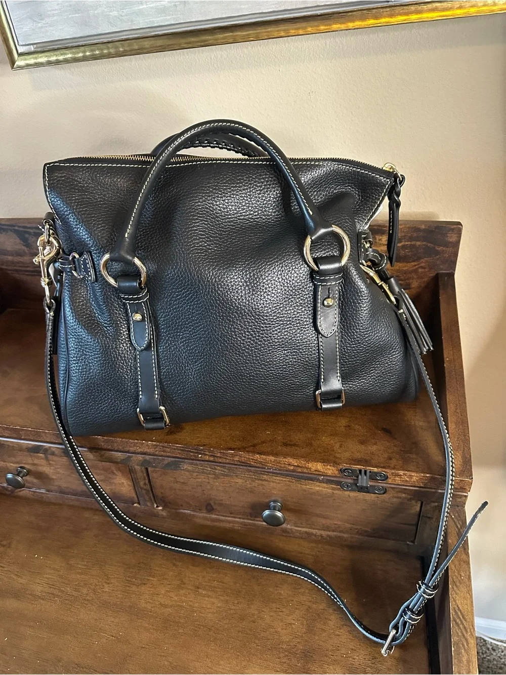 Dooney & Bourke $588 MSRP Pebble Grain Leather Satchel Crossbody